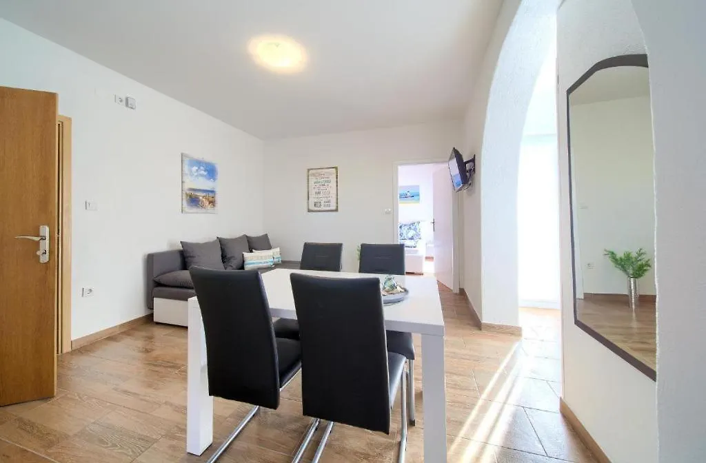 Apartment Braut Krk Krk Town 0*,